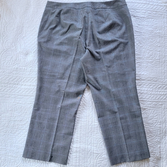 Elemental Stretch Womens Gray, Black, & Blue Plaid Office Pants Size 18 - Picture 4 of 16